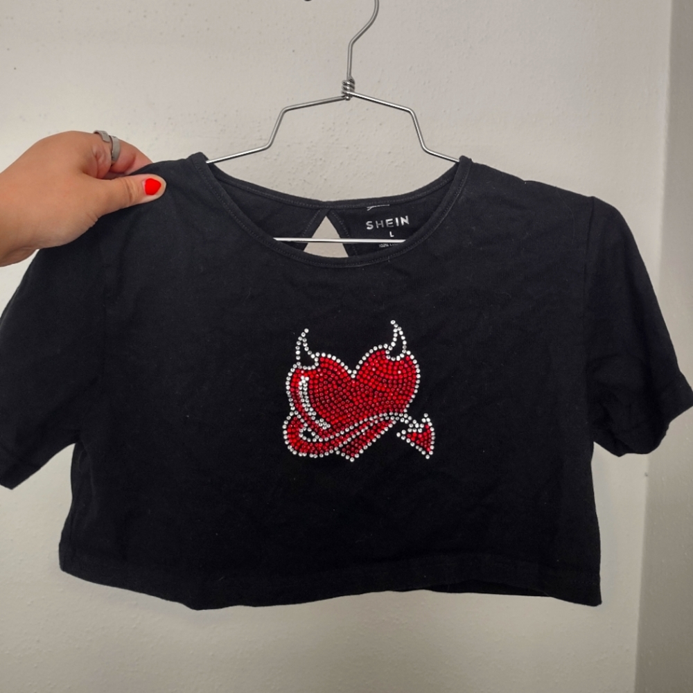 Shein devil heart crop top